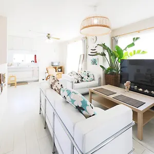 https://marebeach.kanagawa-hotels.com