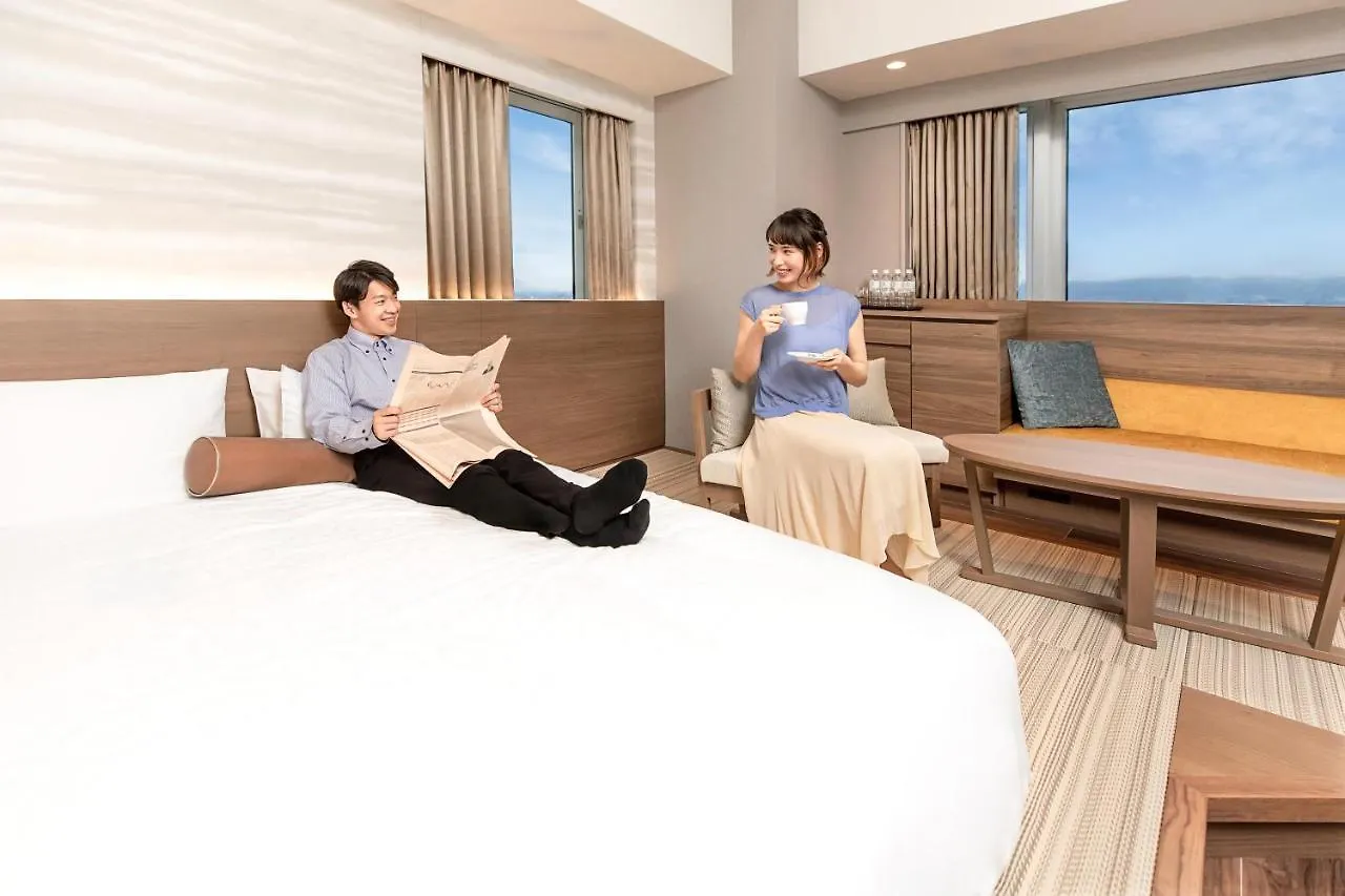 Karaksa Hotel Grande Shin-Osaka Tower 4*, אוסקה