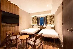 Karaksa Hotel Grande Shin-Osaka Tower 4*, אוסקה